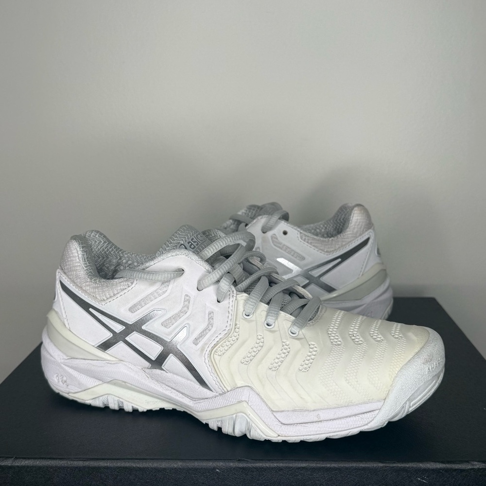 Asics White and Light Gray Running Shoes NWOT